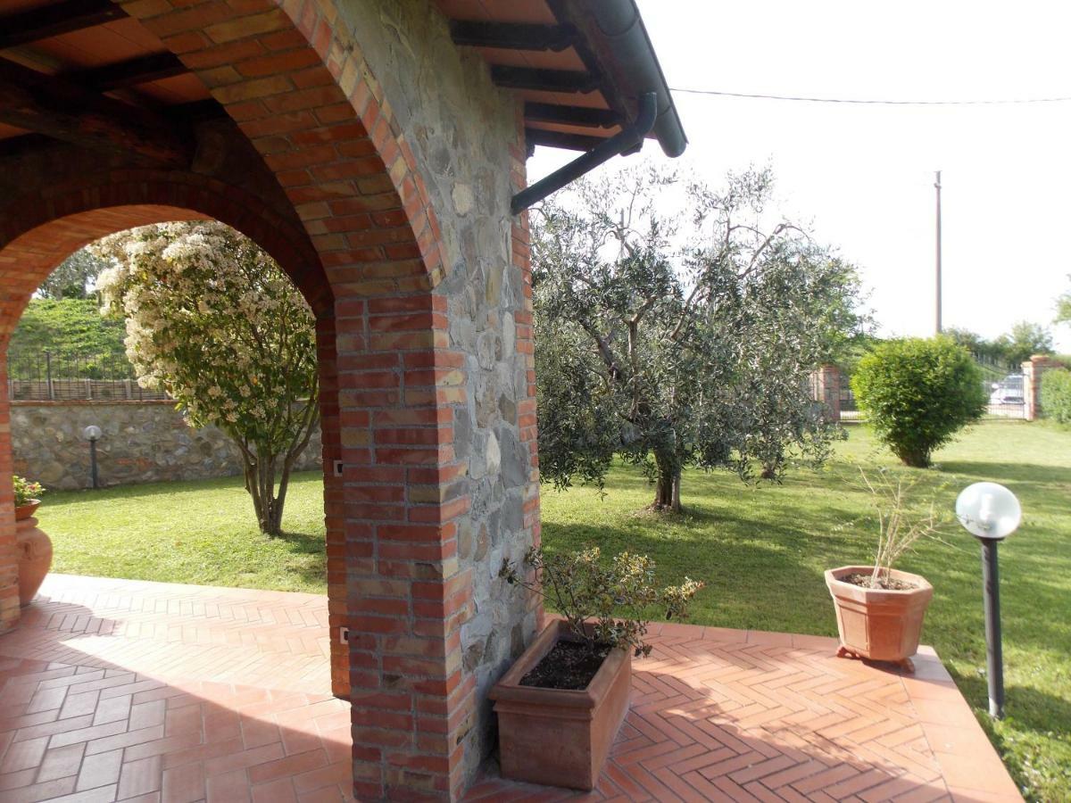 Casale Le Querciole Guest House Castiglione d'Orcia Exterior photo
